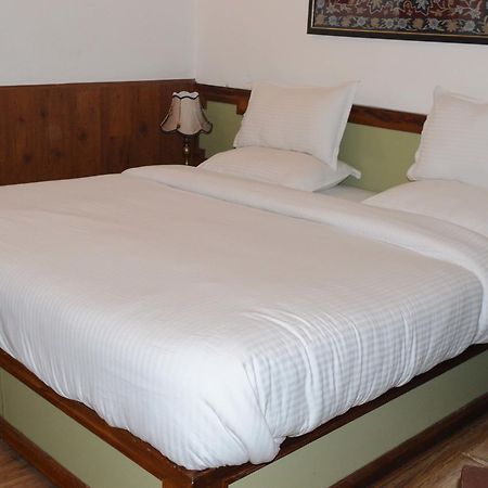 Standard Hotel And Resturant Srinagar  Luaran gambar