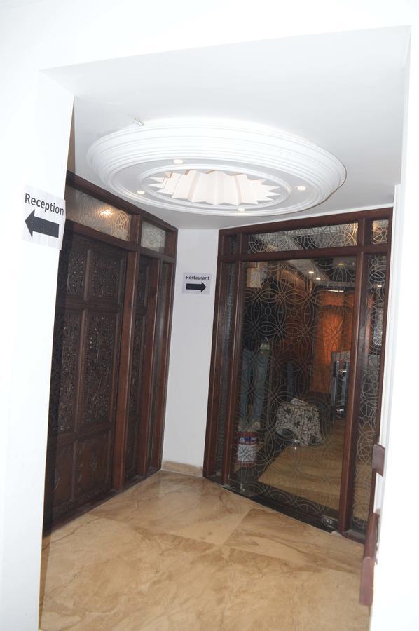 Standard Hotel And Resturant Srinagar  Luaran gambar